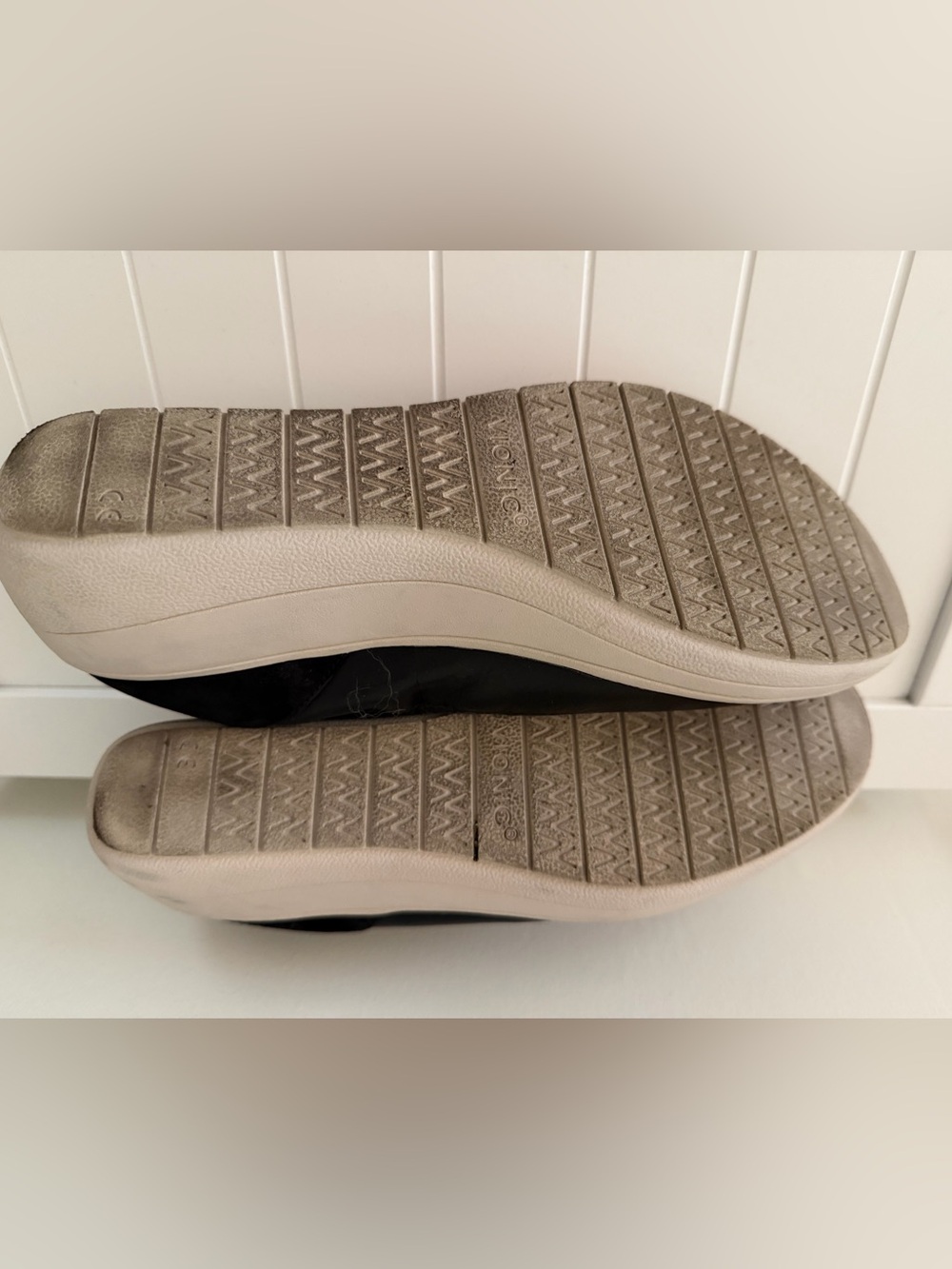 Vionic Jacey Black Wedge Leather -  Women's Comfort Shoe - Picture 7 of 8